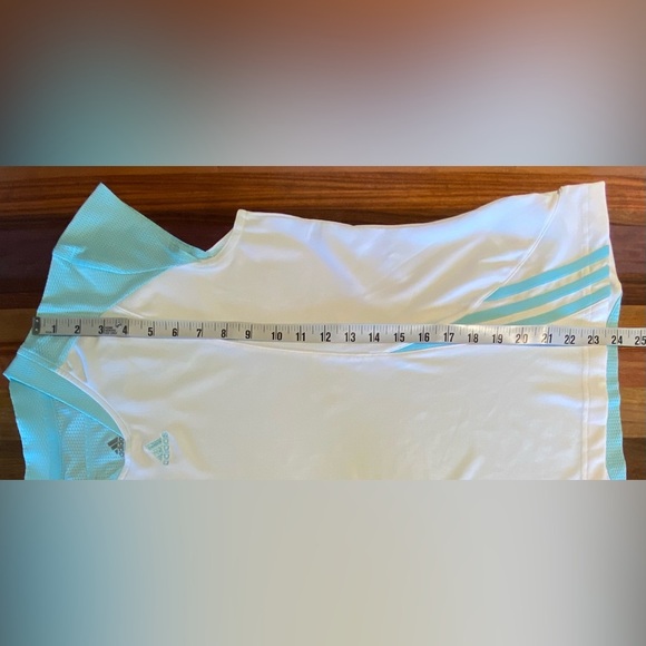 Adidas Cap-Sleeve Tennis Top, size L - Picture 7 of 7